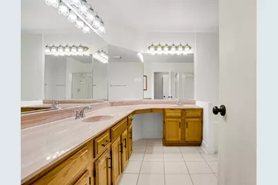 133 White Branch Court S #133, Schaumburg, IL 60194 - Photo 19