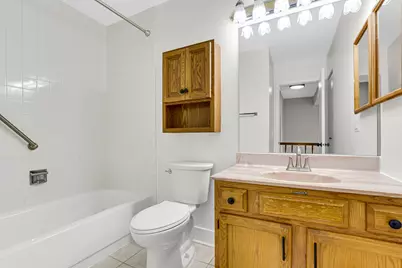 133 White Branch Court S #133, Schaumburg, IL 60194 - Photo 25