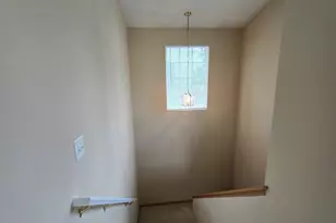 1531 Silverstone Dr, Carpentersville, IL 60110 - Photo 5