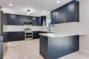 2723 Hillsboro Blvd, Aurora, IL 60503 - Photo 3