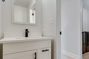 2723 Hillsboro Blvd, Aurora, IL 60503 - Photo 9