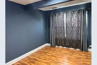 900 Windstone Court, Lake in the Hills, IL 60156 - Photo 9