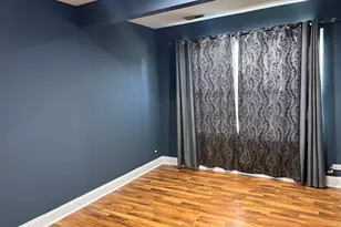 900 Windstone Ct, Lake in the Hills, IL 60156 - Photo 9