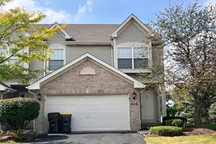 900 Windstone Ct, Lake in the Hills, IL 60156 - Photo 1