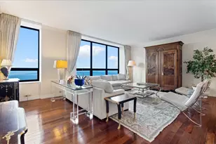 180 E Pearson St, Chicago, IL 60611 - Photo 7