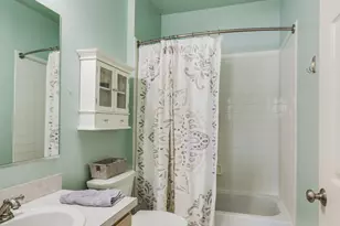 7105 Westwood Dr, Carpentersville, IL 60110 - Photo 7