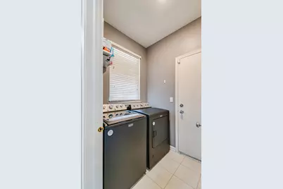 7105 Westwood Drive #7105, Carpentersville, IL 60110 - Photo 13