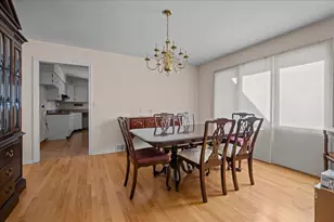 36 Winthrop New Rd, Sugar Grove, IL 60554 - Photo 13