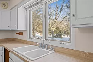 36 Winthrop New Rd, Sugar Grove, IL 60554 - Photo 11