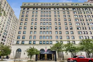 2100 N Lincoln Park W, Chicago, IL 60614 - Photo 1