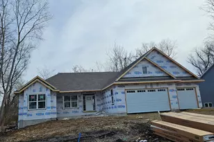 6010 Squirrel Run, Caledonia, IL 61011 - Photo 1