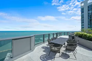 211 N Harbor Dr, Chicago, IL 60601 - Photo 29