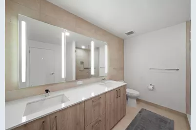 211 N Harbor Drive #2203, Chicago, IL 60601 - Photo 19