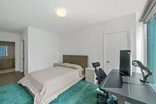 211 N Harbor Dr, Chicago, IL 60601 - Photo 17