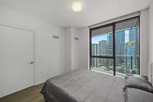 211 N Harbor Dr, Chicago, IL 60601 - Photo 23