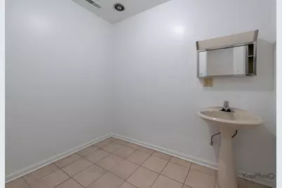 921 W Van Buren Street #2B, Chicago, IL 60607 - Photo 17