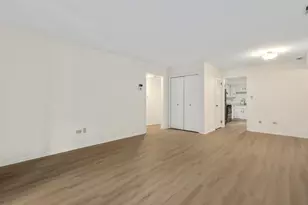 508 Taylor Ave, Glen Ellyn, IL 60137 - Photo 3