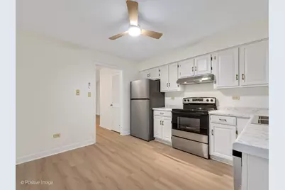 508 Taylor Avenue #A, Glen Ellyn, IL 60137 - Photo 9