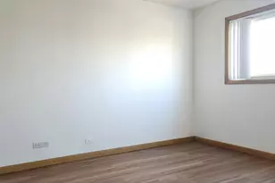 10332 S Komensky Ave, Oak Lawn, IL 60453 - Photo 15