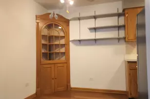 10332 S Komensky Ave, Oak Lawn, IL 60453 - Photo 9