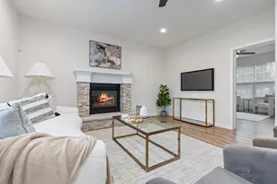 23051 N Prairie Ln, Lincolnshire, IL 60069 - Photo 13