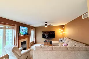 13375 Springhill Dr, Winnebago, IL 61088 - Photo 13