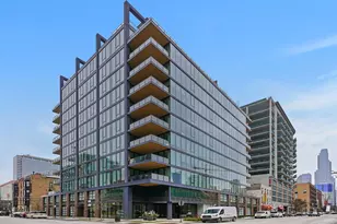 366 W Superior St, Chicago, IL 60654 - Photo 1