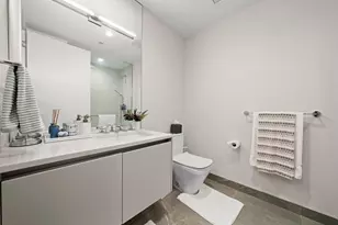 366 W Superior St, Chicago, IL 60654 - Photo 27