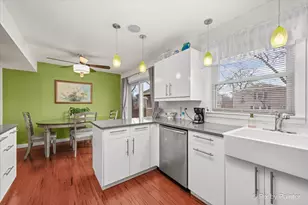 1801 Epping Pl, Schaumburg, IL 60194 - Photo 9