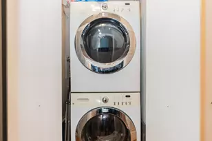 4170 N Marine Dr, Chicago, IL 60613 - Photo 15