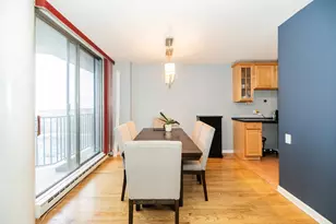 4170 N Marine Dr, Chicago, IL 60613 - Photo 5