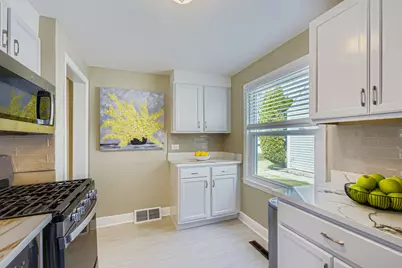 2749 Scott Street, Franklin Park, IL 60131 - Photo 13