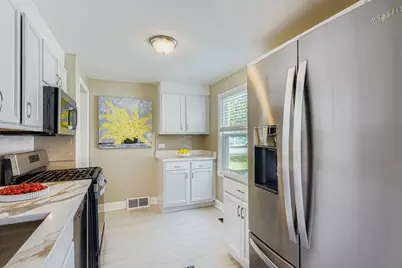 2749 Scott Street, Franklin Park, IL 60131 - Photo 11