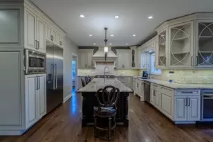 863 Bittersweet Dr, Northbrook, IL 60062 - Photo 13