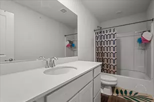 1128 Hawk Hollow Dr, Yorkville, IL 60560 - Photo 13