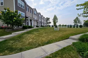 2484 Alison Ave, Pingree Grove, IL 60140 - Photo 23