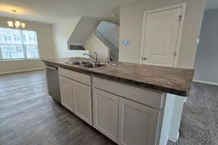 2484 Alison Ave, Pingree Grove, IL 60140 - Photo 7