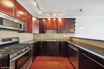 825 N Hudson Avenue #2B, Chicago, IL 60610 - Photo 7