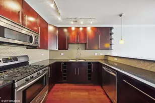 825 N Hudson Ave, Chicago, IL 60610 - Photo 7