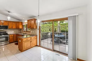 8624 Kendall Ln, Orland Park, IL 60462 - Photo 7