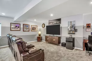 3227 N Heritage Ln, Arlington Heights, IL 60004 - Photo 31