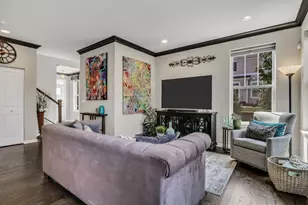 3227 N Heritage Ln, Arlington Heights, IL 60004 - Photo 7