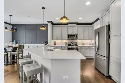 3227 N Heritage Lane, Arlington Heights, IL 60004 - Photo 15