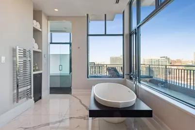 400 W Ontario Street #1801, Chicago, IL 60654 - Photo 25