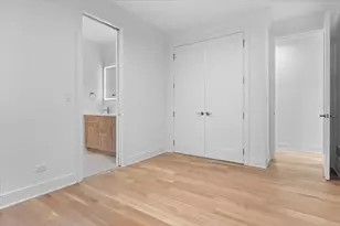 2433 W Cuyler Ave, Chicago, IL 60618 - Photo 23