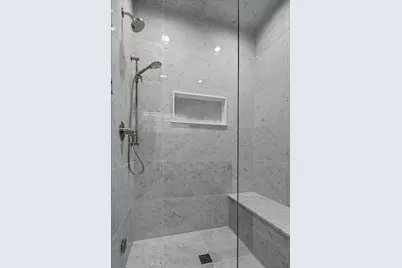 2433 W Cuyler Avenue, Chicago, IL 60618 - Photo 19