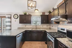 7553 W Inverness Ln, Frankfort, IL 60423 - Photo 11