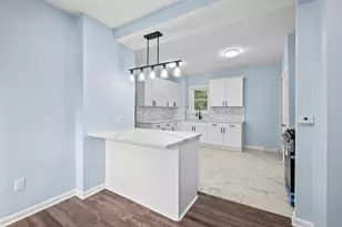 1722 Charles St, Rockford, IL 61104 - Photo 7