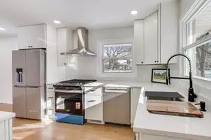 623 N Benton St, Palatine, IL 60067 - Photo 3