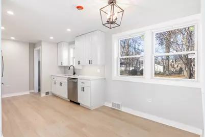 102 W Potomac Avenue, Lombard, IL 60148 - Photo 11